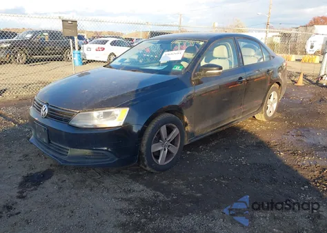 2012 Volkswagen Jetta 2.0L Tdi z USA, uszkodzony, nr VIN 3VWLL7AJ0CM329171